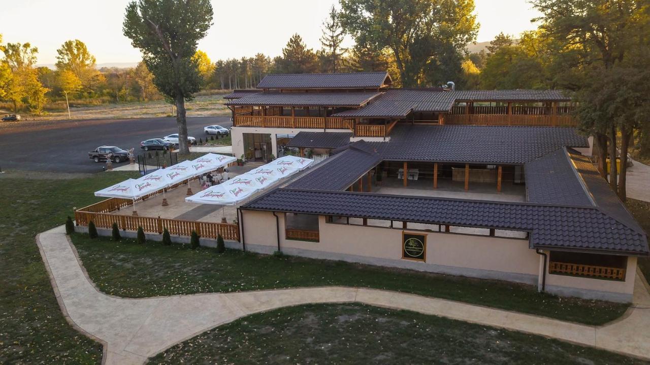 Paradise Park Polski Trumbesh Bagian luar foto