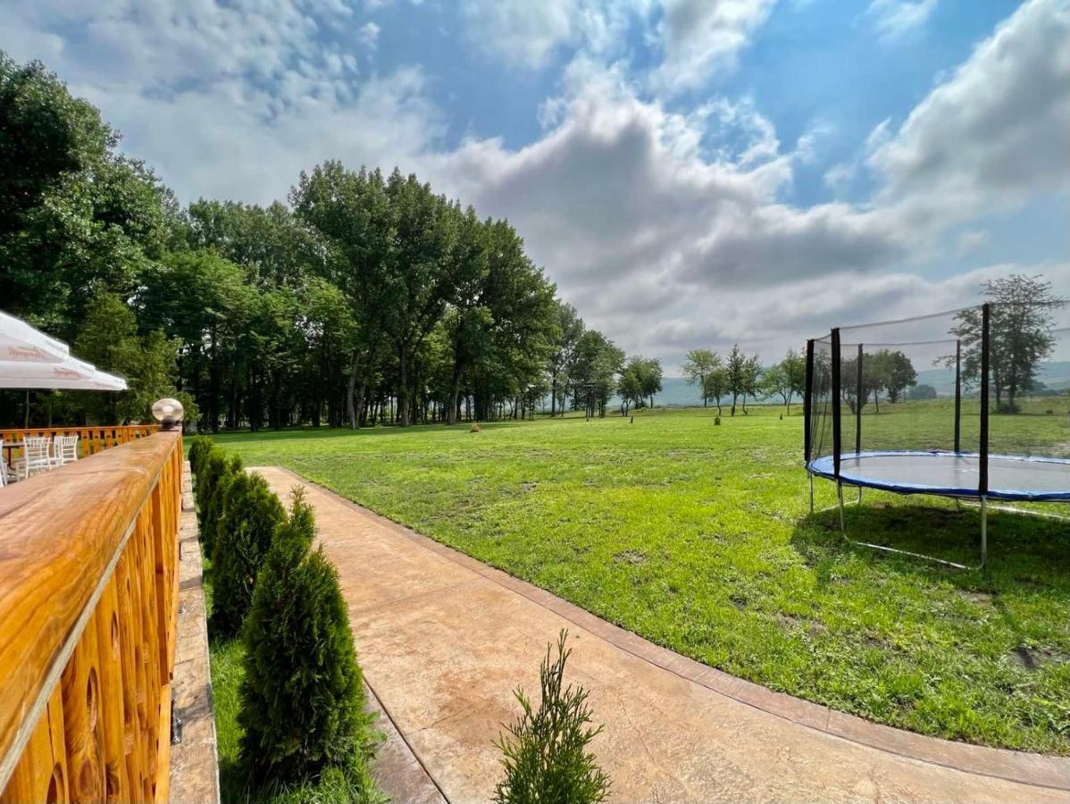 Paradise Park Polski Trumbesh Bagian luar foto